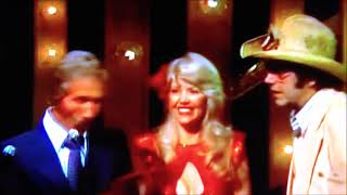 Marty Robbins Wins Songwriter Of The Year - 14th Annual Music City News Country Music Awards (1980)