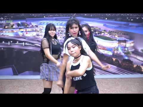 171029 "Miss Queen" cover "BLACKPINK"(휘파람+마지막처럼) @ Future Park Rangsit(Audition Round#2)