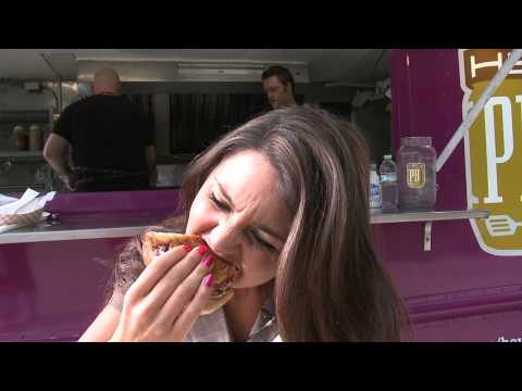 download lagu mp3 mp4 Gourmet Pbj Food Truck, download lagu Gourmet Pbj Food Truck gratis, unduh video klip Gourmet Pbj Food Truck