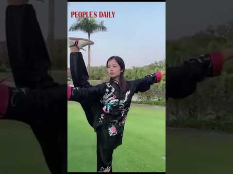 Follow World Taijiquan Championship winner Long Jiaoer to practice the moves and relax your body.