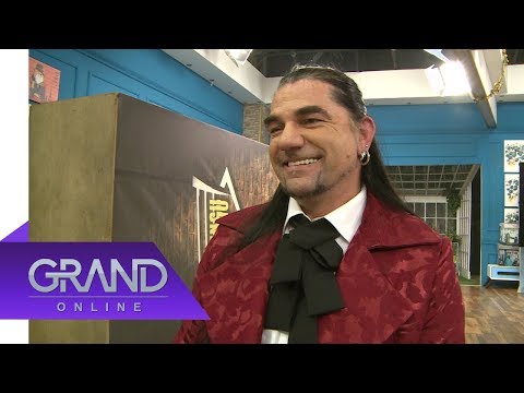 Evo kakav POKLON je Elvir Ramić dao ekipi šoua „Nikad nije kasno“