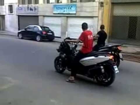 Test Speed : Honda SH 300 vs Gilera GP 800 part 2