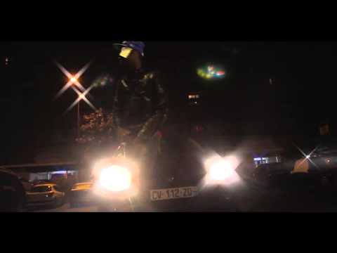 Sili Boy   Levez vos doigts en l'air Clip Officiel