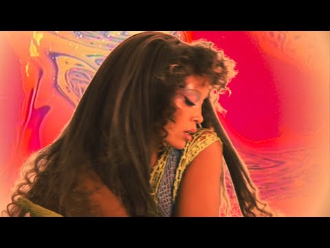 LION BABE - Signs feat. Siimbiie Lakew (Official Music Video)