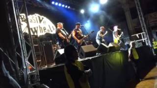 Abrasive wheels - urban rebel live at rebellion festival