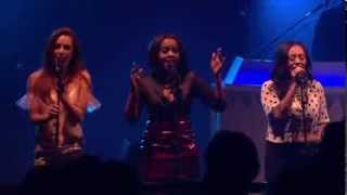 Metronomy Perform &#39;Love Letters&#39; With Mutya Keisha Siobhan At NME Awards 2014