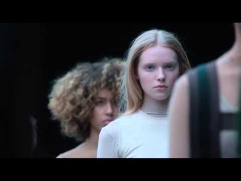 Kanye West - Wolves (ft. Vic Mensa & Sia) Adidas Originals X Show New York 2015