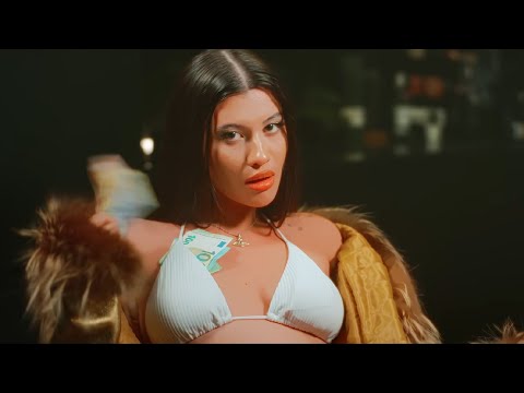 M.G.L x Erika Isac - In tanga