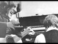 TOMMY JAMES & THE SHONDELLS-"LOVE'S CLOSIN' IN ON ME" (LYRICS)