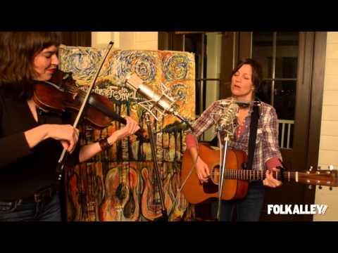Folk Alley Sessions at 30A: Ashleigh Flynn - 