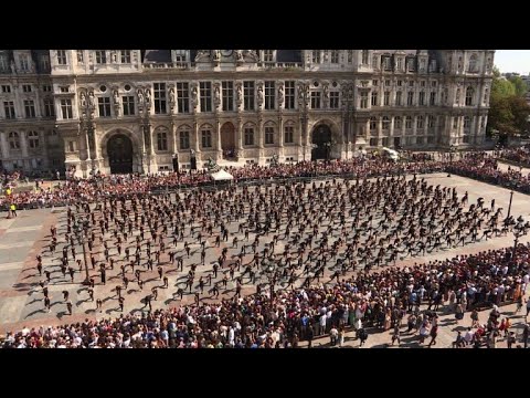 700 danseurs, amateurs et pros, sur les pas d'Akram Khan à Paris