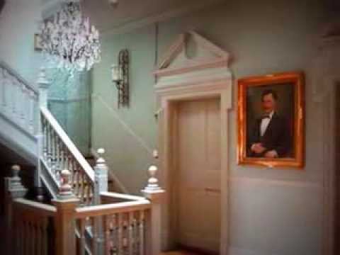 1940: Charlie Kunz playing "In An Eighteenth Century Drawing Room" (Medley D34)