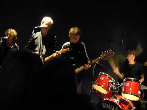 Diset live på efterfest