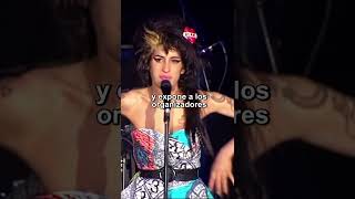 Se le SALE el TACÓN a Amy Winehouse y EXPLOTA en VIVO con la PRODUCCIÓN | #shorts