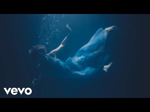 Taylor Swift - Snow On The Beach ft. Lana Del Rey (Official Music Video)
