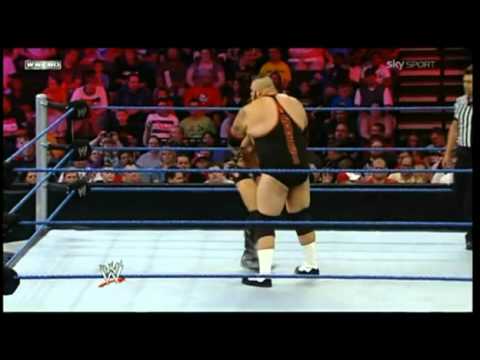 Brodus Clay - G-Grip (Tongan death grip into a chokeslam)
