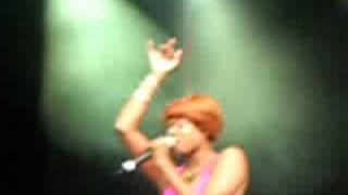 Kelis - Bossy LIVE @ Way Out West festival gothenburg 9/8/08