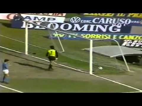 Serie A 1984-1985, day 24 Napoli - Ascoli 1-1 (Cantarutti, Maradona)
