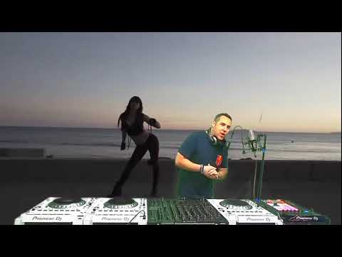 IVAN ROBLES-"MI ALMA ES UN TAMBOR"