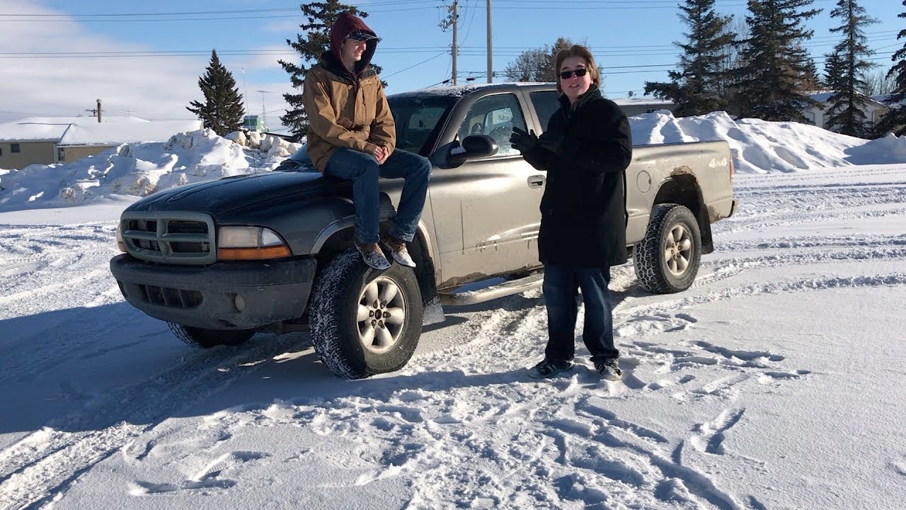 Here's Why The 2004 Dodge Dakota is the Best Truck ... IN ...