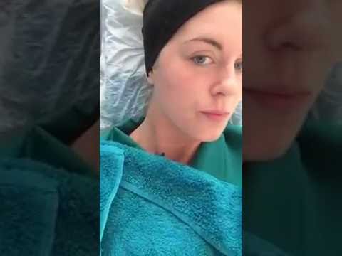 Perché su una faccia una pigmentazione ha apparito Leliminazione di pigmentary nota su una faccia in Belgorod