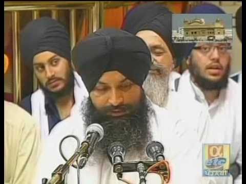 Raati Jaye Sune Gurbani - Bhai Sarabjeet Singh Ji and Jatha