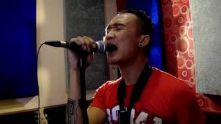 RIVAN - MASIH ADA (Original song by. Dian Pramana Poetra &amp; Dedy Dhukun) LIVE SESSION