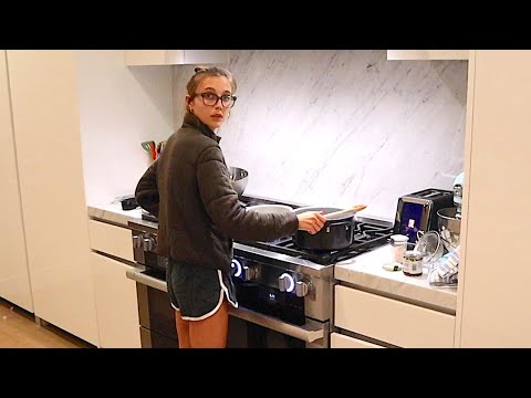 u totally caught me making soupe