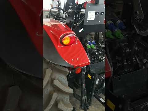 4 hidrolik çıkışıyla 2800 kg kaldırabilen traktör case ıh jx70 E