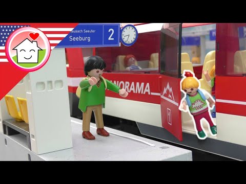 Playmobil English Train Trip with Lena and Her Class - The Hauser Family