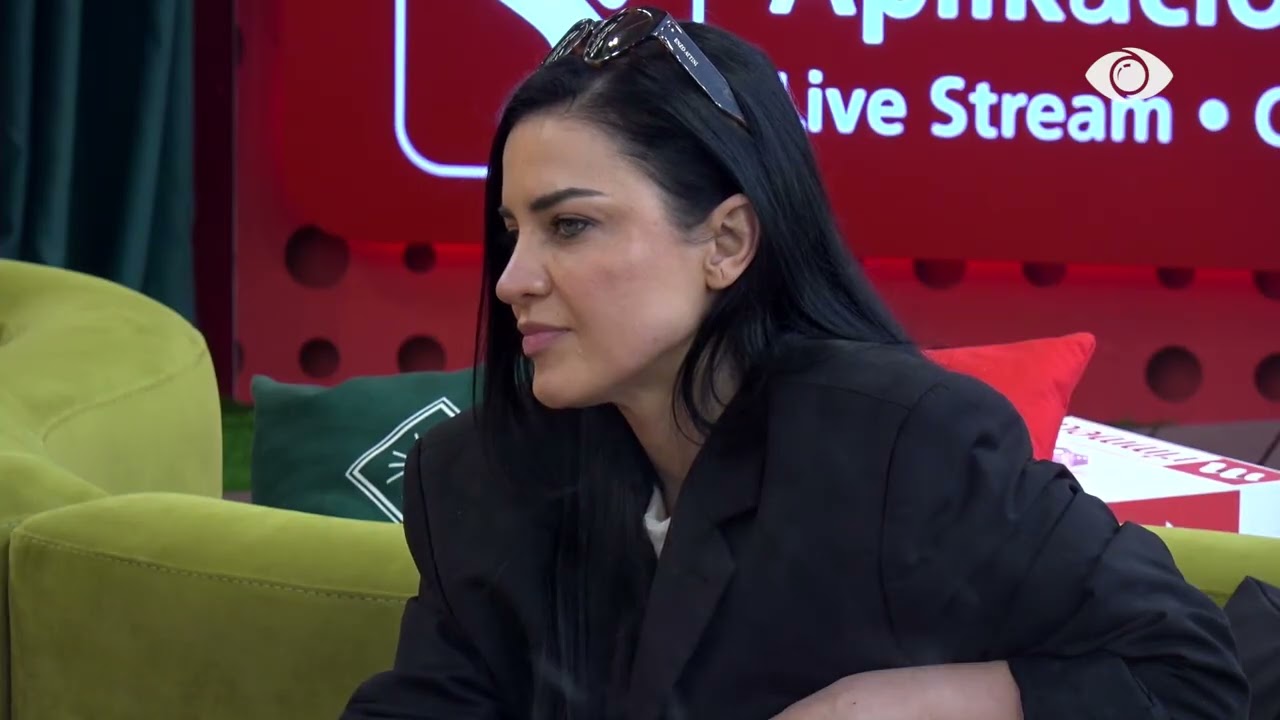 “Nuk duan të të japin shumë vëmendje”/Vijon biseda mes banorëve, Egi:Të gjithë kanë historitë e tyre