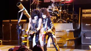 Kiss Kruise VI Keep Me Comin&#39; Indoor Show 1