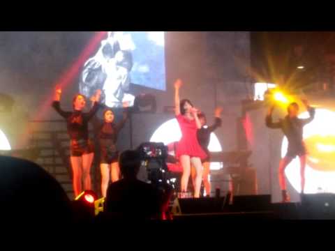 IU Concert 24 Steps in HK - Red Queen