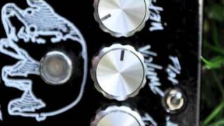Video thumbnail for Guitar Pedal Demo: Skreddy Pink Flesh / Fender Blues Junior /Fulltone Tube Tape echo by mrcali68