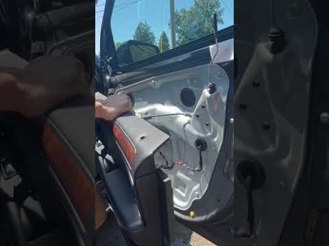 2011 Mercedes GL450 Door Lock Actuator replacement
