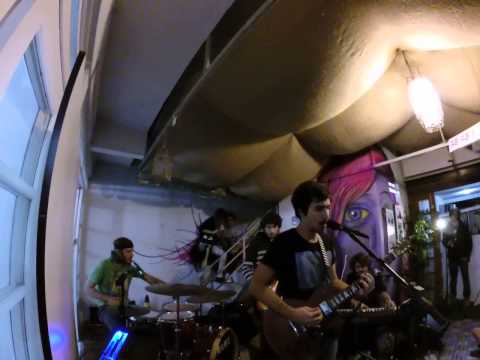 Nebula Dogs - Outsider (Exposição 3Galeria)