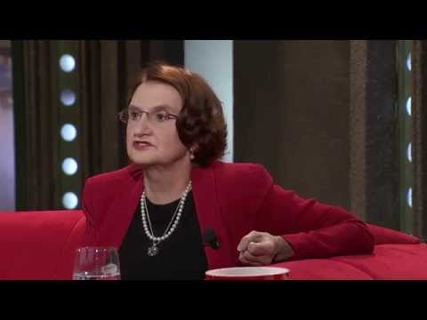 1. Eva Holubová - Show Jana Krause 17. 12. 2014