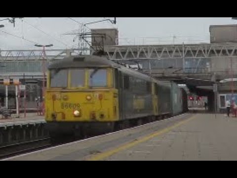 Class 86609 & 86604 - Freightliner - At Speed - Stafford - 29.07.2020