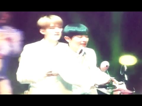 [Fancam] 140808 EXO Chanyeol & Sehun Cute Moment at AIMA MIX Fanmeeting