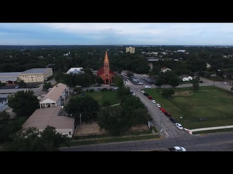 Adriana and Victor: The Seguin Guadalupe County Coliseum - Seguin Texas Wedding Video