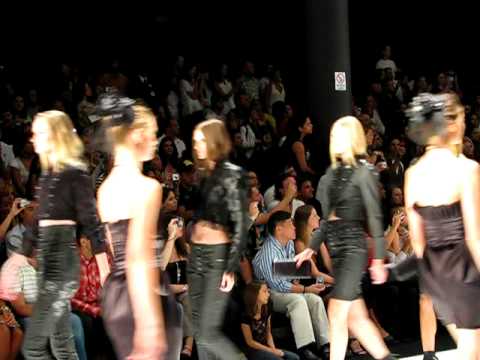 Desfile Colcci - SPFW 2009