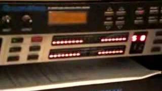 Video thumbnail for Behringer FBQ2496 Feedback Destroyer by guitarbootcamp