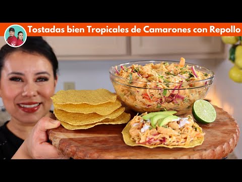 Ensalada de Repollo con Camarones bien Tropicales en Tostadas