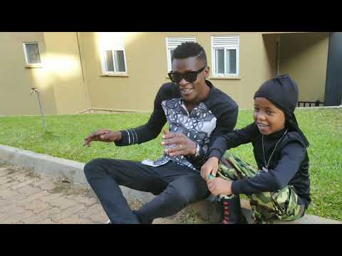 Fresh Kid and Jose Chameleon Singing Together