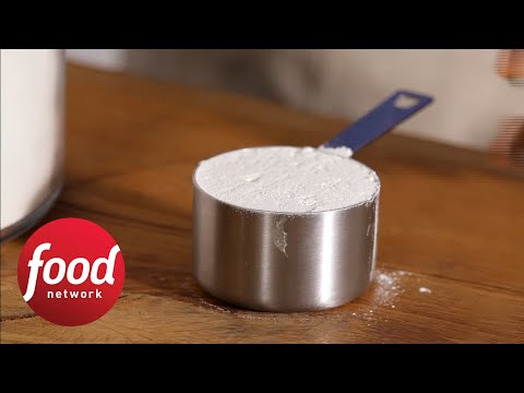 How to Measure Dry Ingredients Like a Pro | Food Network