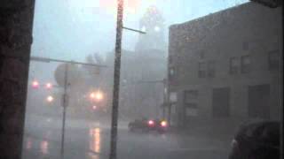preview picture of video 'Storm roars into downtown Frankfort'