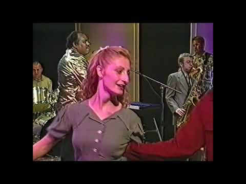 “Leave Me Alone” – Daryl Davis Band with Kim Geoffrey Martin