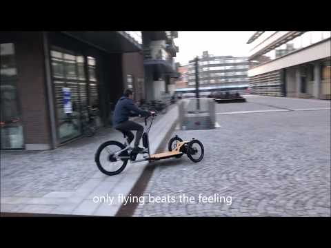 Maravelo Crazy Cool Cargo-Jet, leaning into the curves