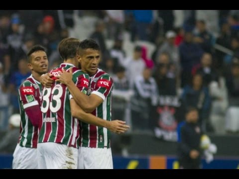 Fluminense marca no fim e vence o Corinthians em Itaquera
