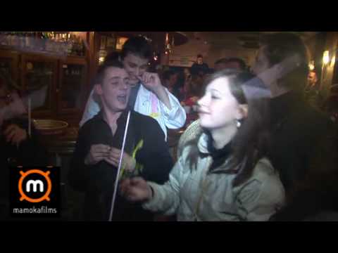 batailles de pailles au carnaval de binche